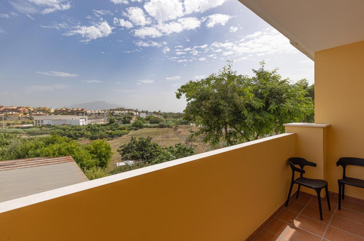 Hostal 37 Estepona Exterior foto